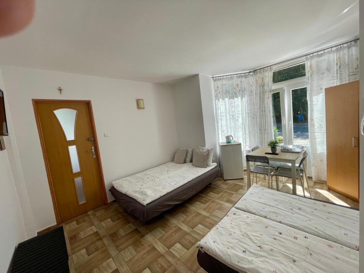 Roza Wiatrow Otel Sztutowo Dış mekan fotoğraf